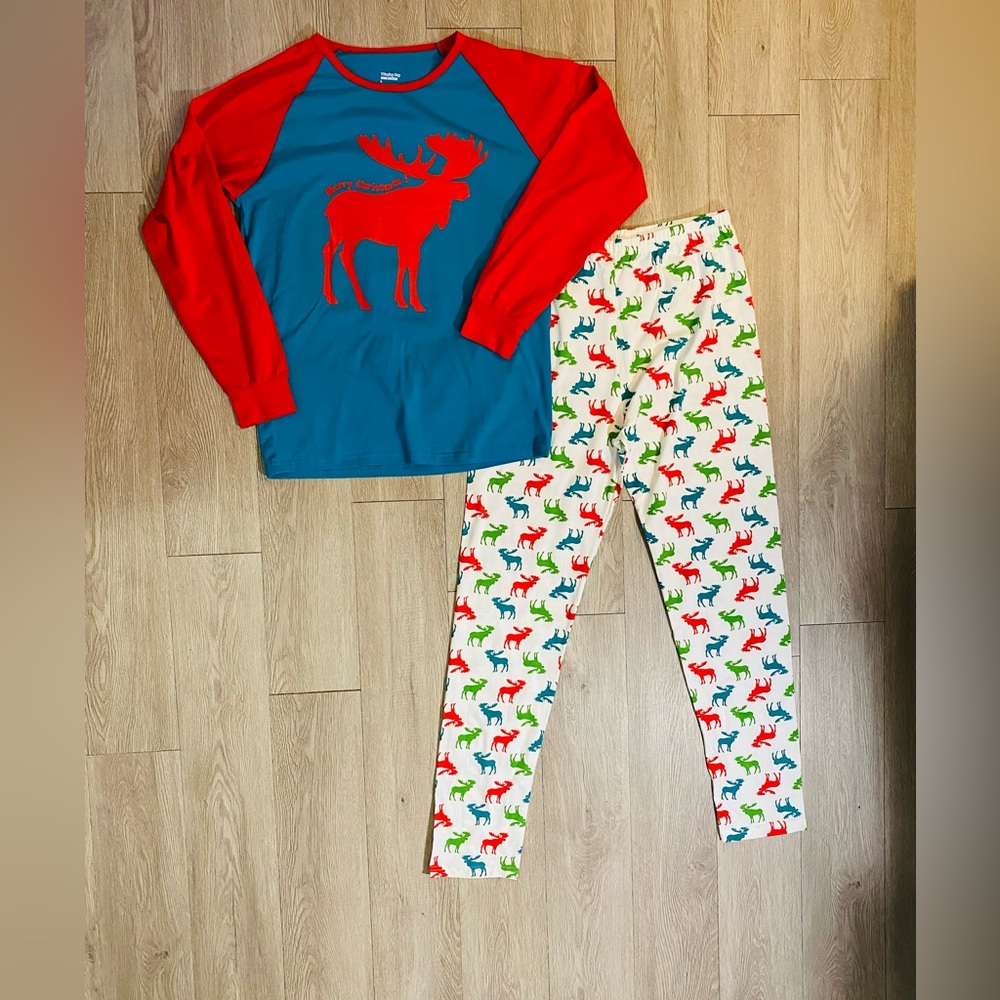 100% Cotton Merry Christmas Moose Long Sleeve Pajama Set Teal/Red Size Large
